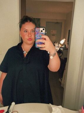 Meet your Posher, Chloe